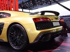 2021 V10 Coupe производительность 2021 V10 Coupe performance Фото 25 из 50