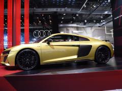 2021 V10 Coupe производительность 2021 V10 Coupe performance Фото 3 из 50