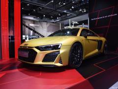 2021 V10 Coupe производительность 2021 V10 Coupe performance Фото 1 из 50
