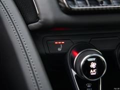 2021 V10 Coupe Performance Коллекционное издание 2021 V10 Coupe performance Collector's Edition Фото 41 из 99
