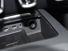 2021 V10 Coupe производительность 2021 V10 Coupe performance Фото 30 из 91