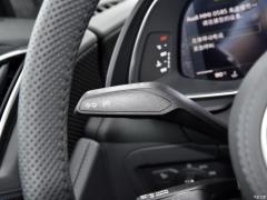 2021 V10 Coupe производительность 2021 V10 Coupe performance Фото 18 из 91