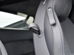 2021 V10 Coupe производительность 2021 V10 Coupe performance Фото 76 из 91