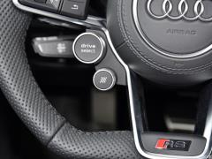 2021 V10 Coupe производительность 2021 V10 Coupe performance Фото 14 из 91