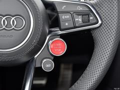 2021 V10 Coupe производительность 2021 V10 Coupe performance Фото 15 из 91