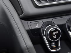 2021 V10 Coupe производительность 2021 V10 Coupe performance Фото 26 из 91