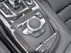 2021 V10 Coupe производительность 2021 V10 Coupe performance Фото 35 из 91