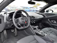2021 V10 Coupe производительность 2021 V10 Coupe performance Фото 1 из 91