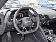 2021 V10 Coupe производительность 2021 V10 Coupe performance Фото 2 из 91