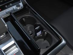 2021 RS Q8 4.0T Premium Edition 2021 RS Q8 4.0T Premium Edition Фото 35 из 86
