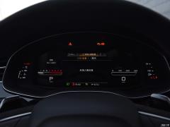 2021 RS Q8 4.0T Premium Edition 2021 RS Q8 4.0T Premium Edition Фото 13 из 86