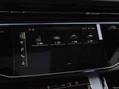 2021 RS Q8 4.0T Premium Edition 2021 RS Q8 4.0T Premium Edition Фото 26 из 86