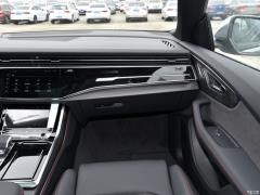 Фото Audi RS Q8 