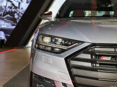 2021 S8L 4.0TFSI quattro 2021 S8L 4.0TFSI quattro Фото 12 из 49