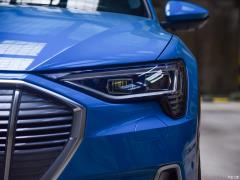55 quattro Global Limited Edition 1 2019 года 2019 55 quattro Global Limited Edition Edition 1 Фото 29 из 66