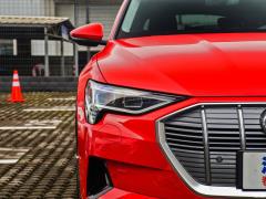 Техническая модель 55 quattro 2019 года 2019 55 quattro technical model Фото 23 из 73