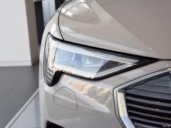 Модель 55 quattro 2019 года 2019 55 quattro fashion model Фото 98 из 145