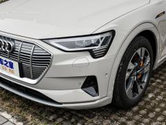Эксклюзив 55 quattro 2019 года 2019 55 quattro exclusive Фото 35 из 145
