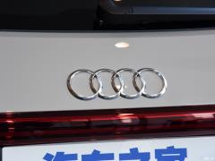 Модель 55 quattro 2019 года 2019 55 quattro fashion model Фото 129 из 145