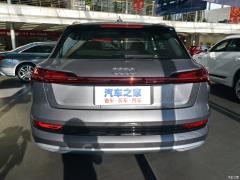 Модель 55 quattro 2019 года 2019 55 quattro fashion model Фото 6 из 49