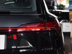 Модель 55 quattro 2019 года 2019 55 quattro fashion model Фото 41 из 45