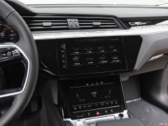 Эксклюзив 55 quattro 2019 года 2019 55 quattro exclusive Фото 35 из 214