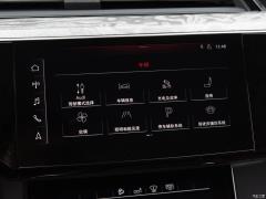 Эксклюзив 55 quattro 2019 года 2019 55 quattro exclusive Фото 44 из 214