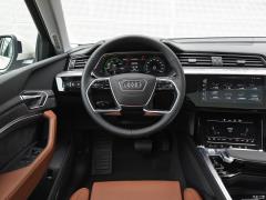 Эксклюзив 55 quattro 2019 года 2019 55 quattro exclusive Фото 2 из 214