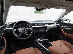 Эксклюзив 55 quattro 2019 года 2019 55 quattro exclusive Фото 5 из 214