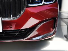 Рестайлинг 740Li xDrive Huacai Custom Limited Edition 2019 года 2019 facelift 740Li xDrive Huacai customized limited edition Фото 16 из 45