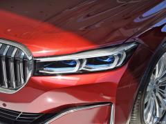 Рестайлинг 740Li xDrive Huacai Custom Limited Edition 2019 года 2019 facelift 740Li xDrive Huacai customized limited edition Фото 17 из 45