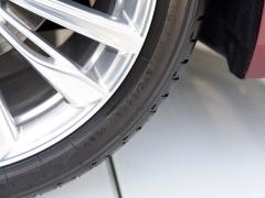 Рестайлинг 740Li xDrive Huacai Custom Limited Edition 2019 года 2019 facelift 740Li xDrive Huacai customized limited edition Фото 30 из 45