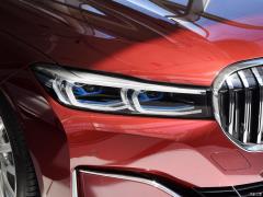 Рестайлинг 740Li xDrive Huacai Custom Limited Edition 2019 года 2019 facelift 740Li xDrive Huacai customized limited edition Фото 10 из 45