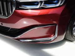 Рестайлинг 740Li xDrive Huacai Custom Limited Edition 2019 года 2019 facelift 740Li xDrive Huacai customized limited edition Фото 18 из 45