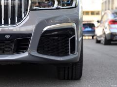 Обновленный спортивный костюм 740Li xDrive Executive M 2019 года 2019 facelifted 740Li xDrive executive M sports suit Фото 29 из 122