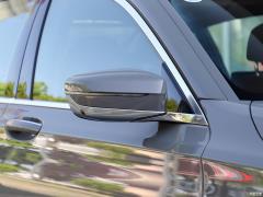 Обновленный спортивный костюм 740Li xDrive Executive M 2019 года 2019 facelifted 740Li xDrive executive M sports suit Фото 19 из 122