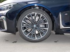 Спортивный костюм 740Li Leading M 2019 с подтяжкой лица 2019 facelift 740Li leading M sports suit Фото 45 из 74