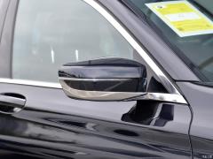 Спортивный костюм 740Li Leading M 2019 с подтяжкой лица 2019 facelift 740Li leading M sports suit Фото 17 из 74