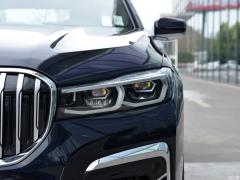 Спортивный костюм 740Li Leading M 2019 с подтяжкой лица 2019 facelift 740Li leading M sports suit Фото 26 из 74