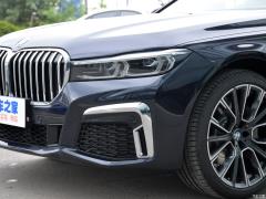 Спортивный костюм 740Li Leading M 2019 с подтяжкой лица 2019 facelift 740Li leading M sports suit Фото 28 из 74