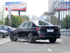 Спортивный костюм 740Li Leading M 2019 с подтяжкой лица 2019 facelift 740Li leading M sports suit Фото 5 из 74
