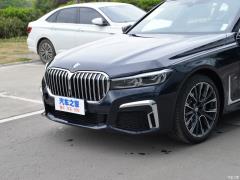 Спортивный костюм 740Li Leading M 2019 с подтяжкой лица 2019 facelift 740Li leading M sports suit Фото 44 из 74
