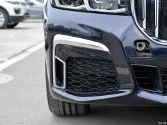 Спортивный костюм 740Li Leading M 2019 с подтяжкой лица 2019 facelift 740Li leading M sports suit Фото 22 из 74