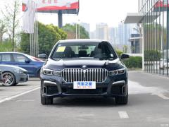 Спортивный костюм 740Li Leading M 2019 с подтяжкой лица 2019 facelift 740Li leading M sports suit Фото 2 из 74