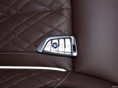 Спортивный костюм 740Li Leading M 2019 с подтяжкой лица 2019 facelift 740Li leading M sports suit Фото 74 из 74