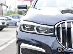 Спортивный костюм 740Li Leading M 2019 с подтяжкой лица 2019 facelift 740Li leading M sports suit Фото 21 из 74