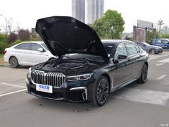 Спортивный костюм 740Li Leading M 2019 с подтяжкой лица 2019 facelift 740Li leading M sports suit Фото 8 из 74