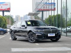 Спортивный костюм 740Li Leading M 2019 с подтяжкой лица 2019 facelift 740Li leading M sports suit Фото 3 из 74