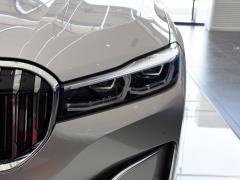 Роскошный набор 730Li для подтяжки лица 2019 года 2019 facelift 730Li luxury set Фото 16 из 43