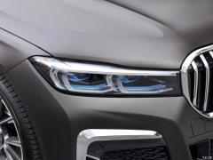 Обновленный спортивный костюм 750Li xDrive V8 M 2019 года 2019 facelifted 750Li xDrive V8 M sports suit Фото 19 из 72
